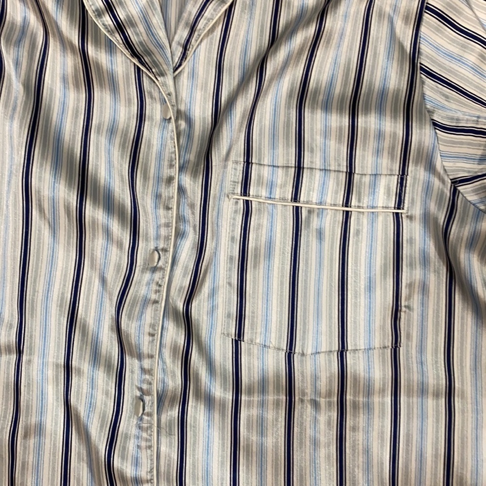 Pajama - Picture 5 of 10